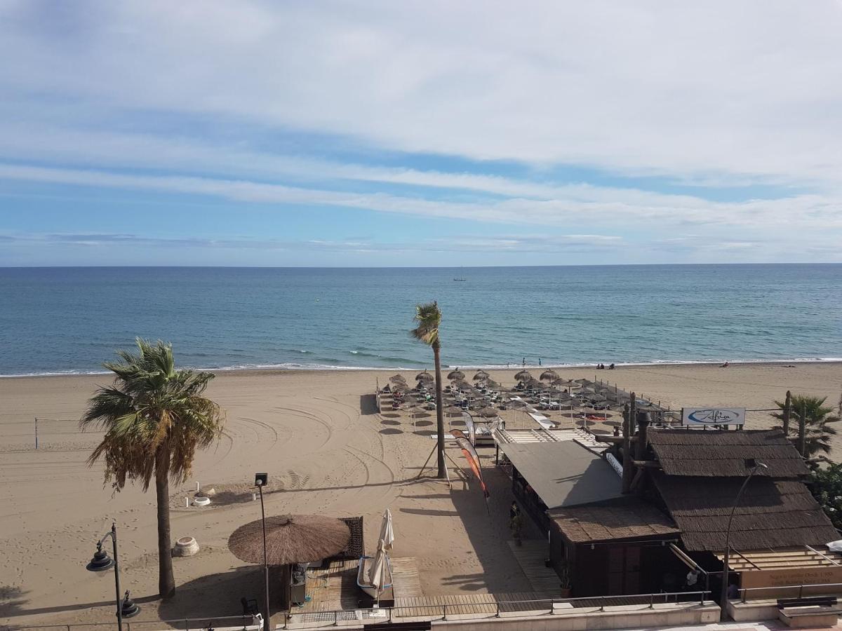 Apartamento Aguamarina 5C Primera Linea De Playa Estepona Dış mekan fotoğraf
