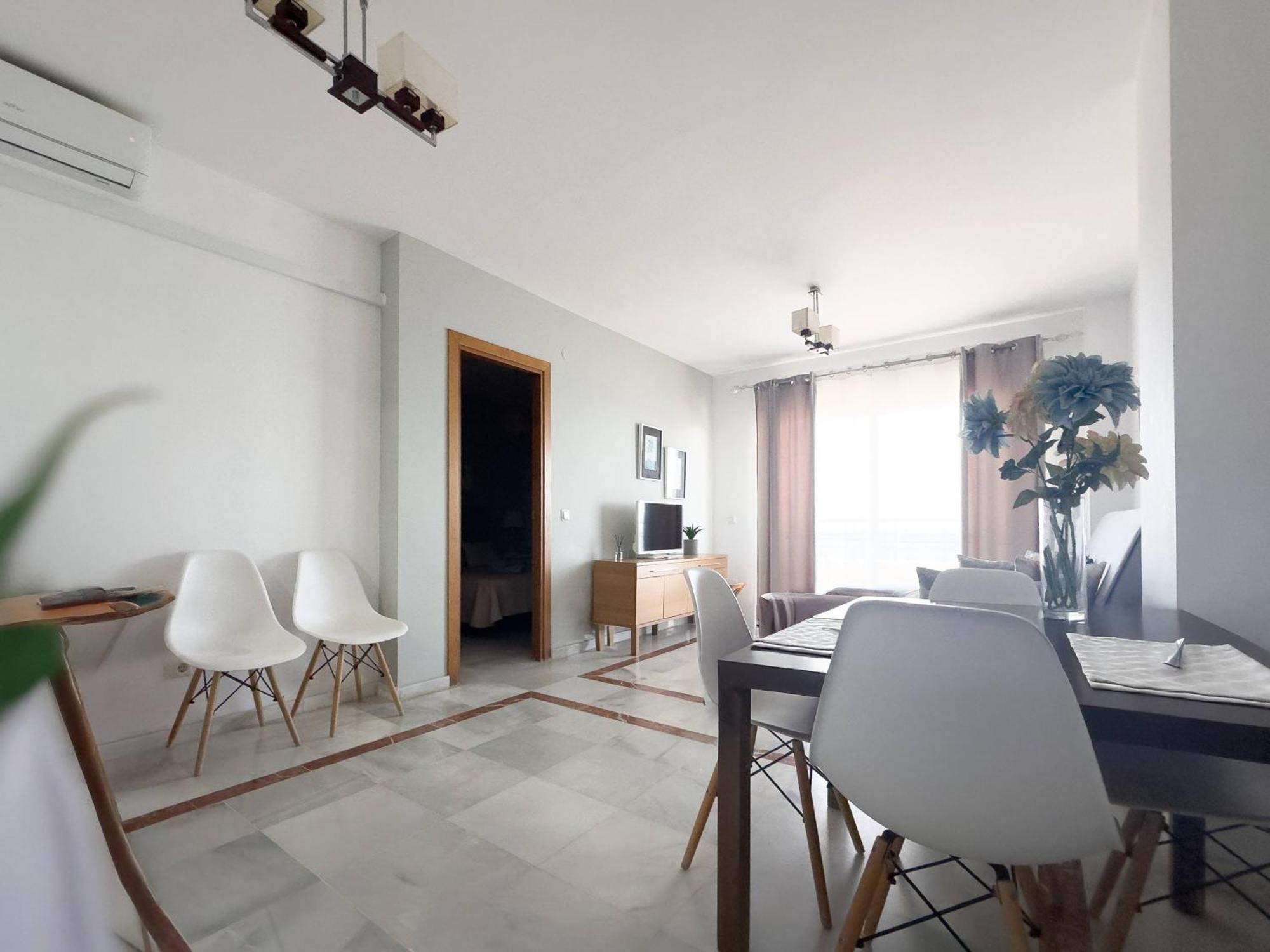 Apartamento Aguamarina 5C Primera Linea De Playa Estepona Dış mekan fotoğraf